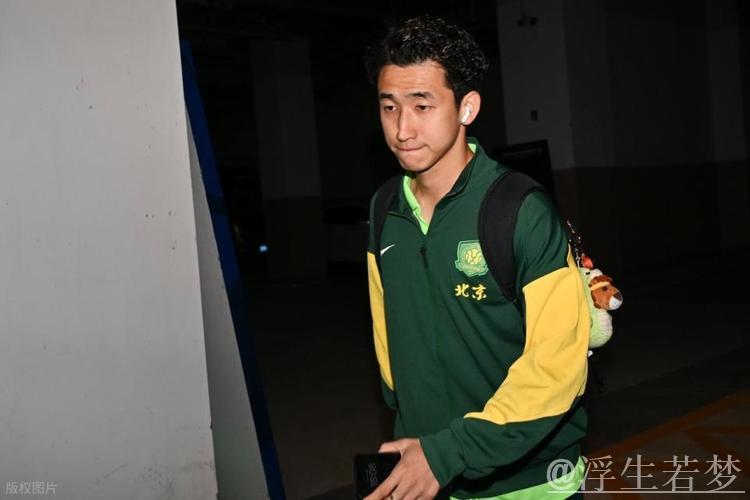 国脚王牌中场离开国安后即将火速加盟深圳新鹏城! 国脚王牌中场离开国安后即将火速加盟深圳新鹏城!